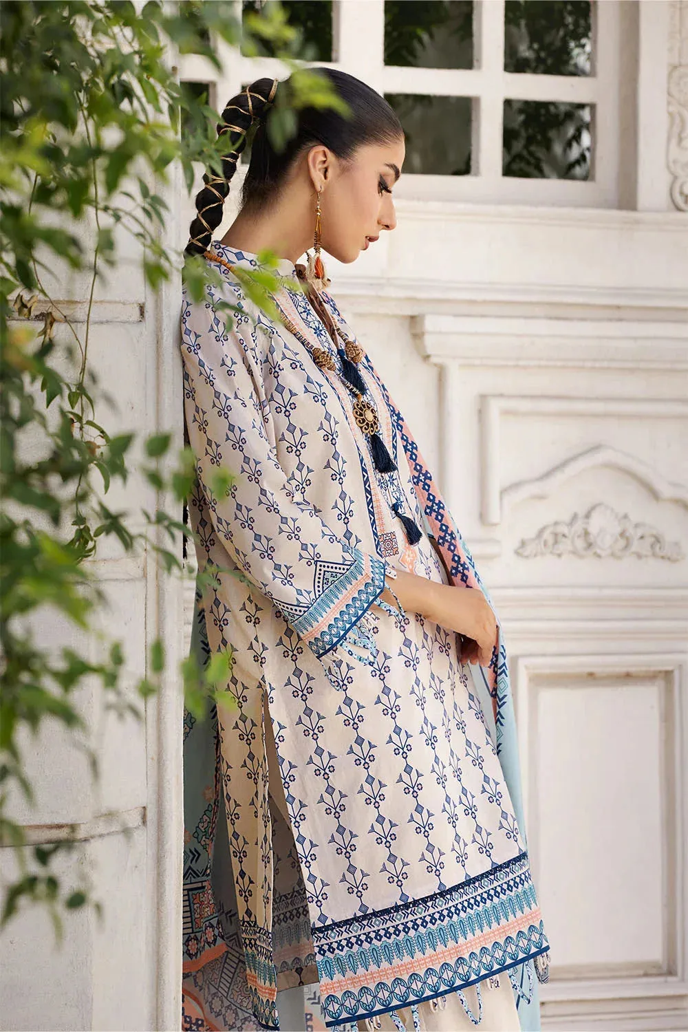3PC Printed Unstitched Lawn Suit KLA-2689