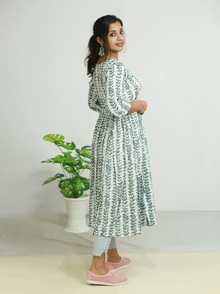 Feeding Top: Pure Rayon Material, Round Neck, 3/4 Sleeves - Only ₹364