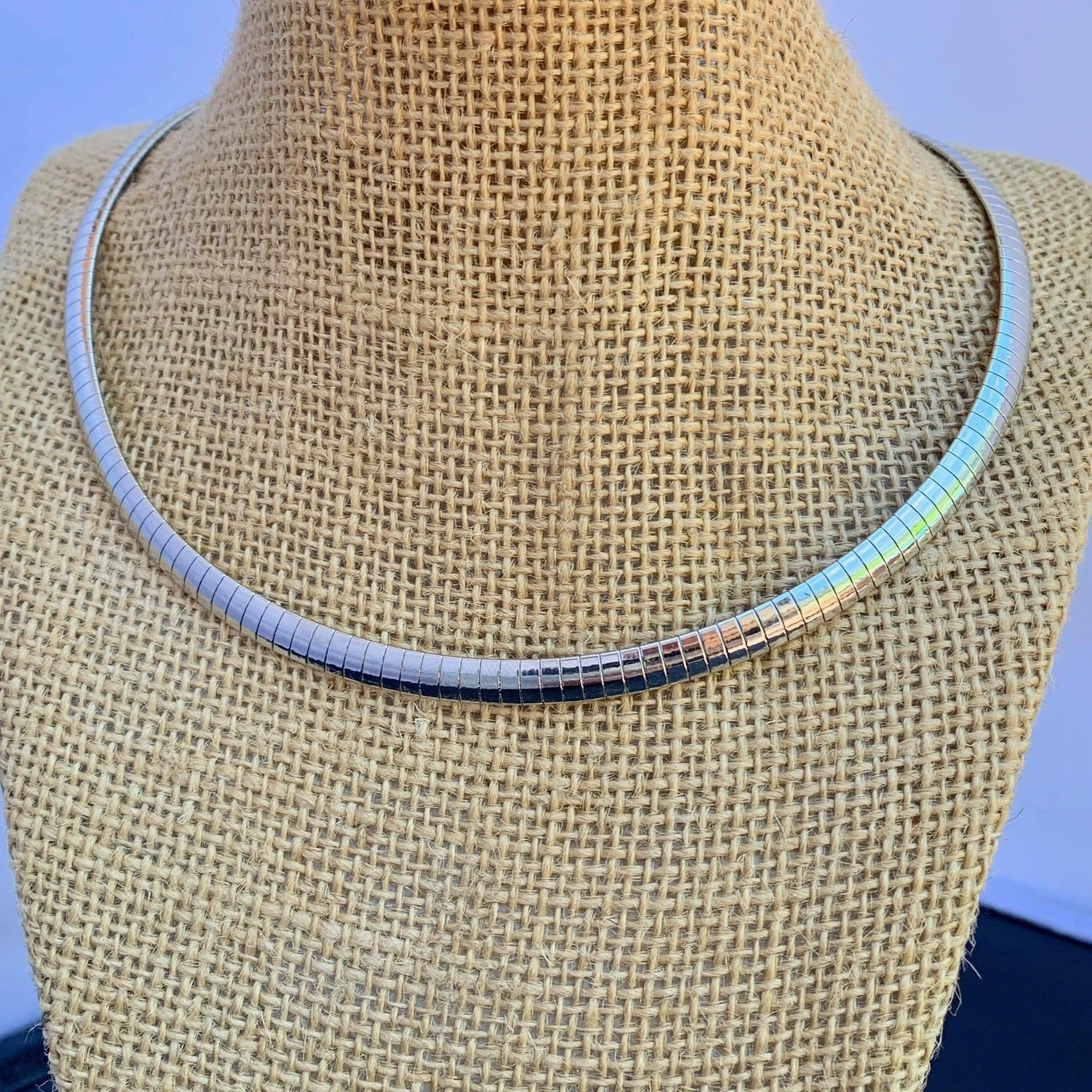 Ladies Necklace - Slide Necklace - 17.5" - Omega001