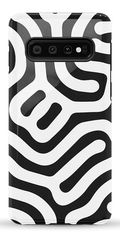 Maze | High Contrast Design Case