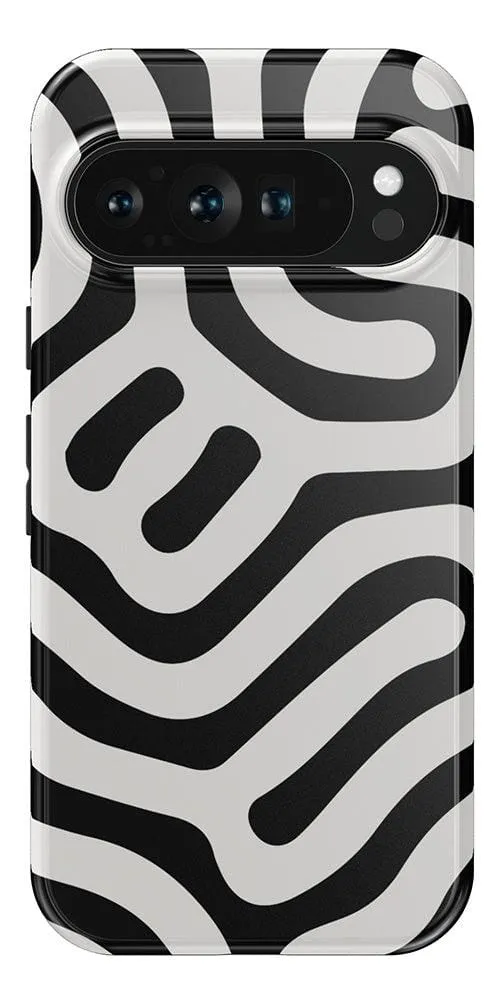 Maze | High Contrast Design Case