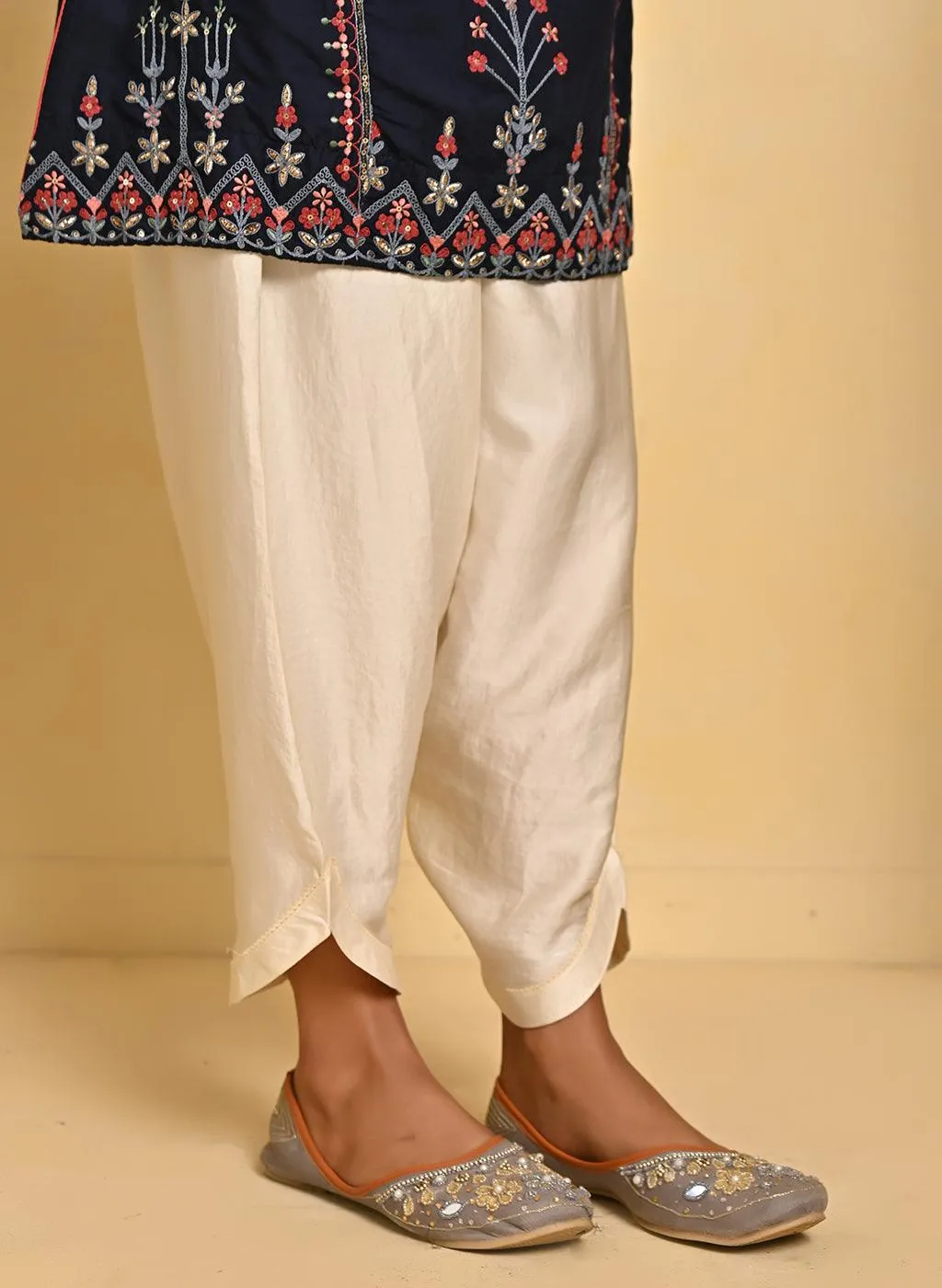 Navy Blue Embroidered Thigh-length Kurti with 3/4th Sleeves