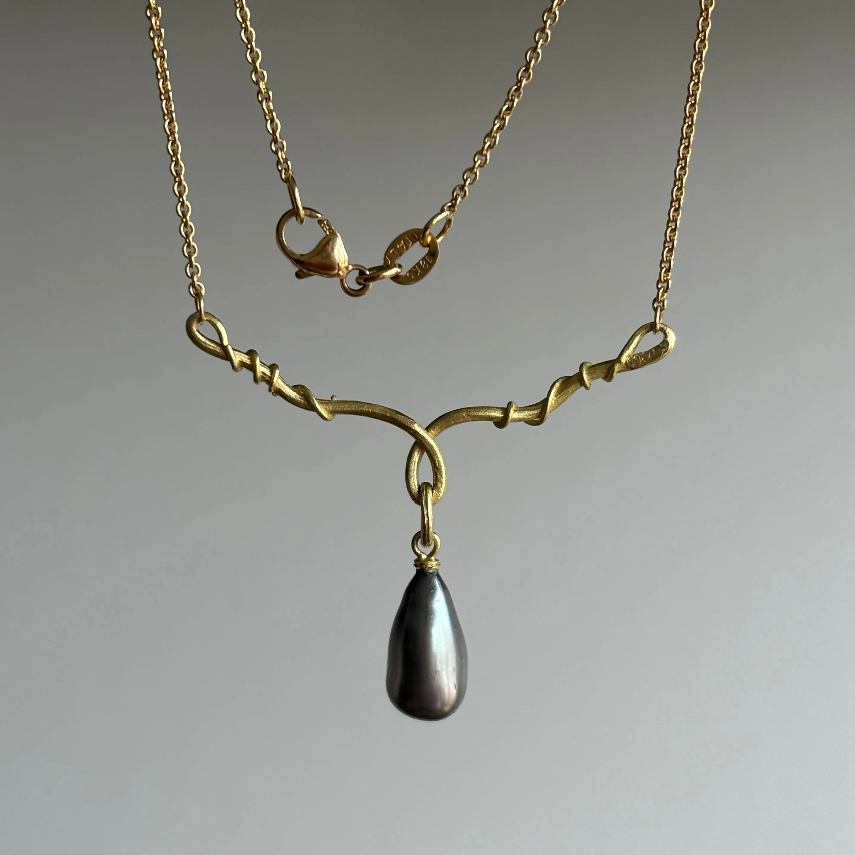 Twisted Vine Necklace with Tahitian Keshi Drop